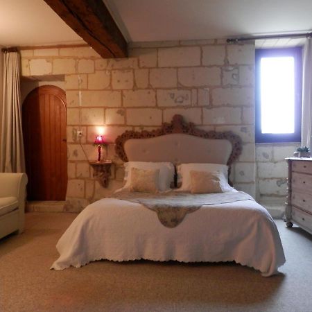 Le Prieure Bed and Breakfast Montsoreau Εξωτερικό φωτογραφία